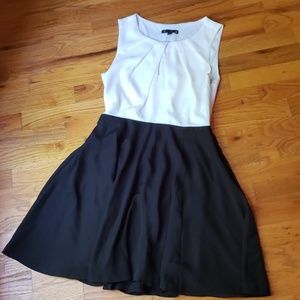 Express Dresses - Express Sleevless Dress Express Dresses - Express Sleevless Dress